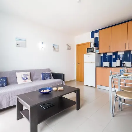 Bay View W/pool 3-min Walk To The Appartement Albufeira