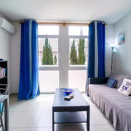 Appartement Bay View W/pool 3-min Walk To The